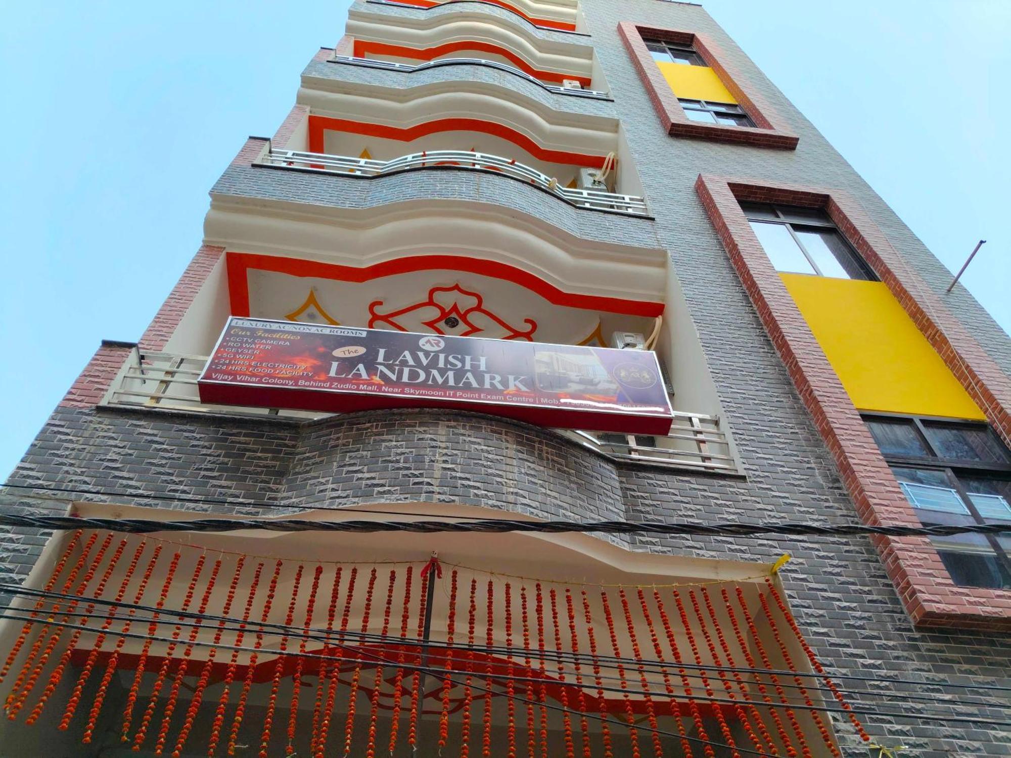 Hotel O The Lavish Landmark Danapur Buitenkant foto