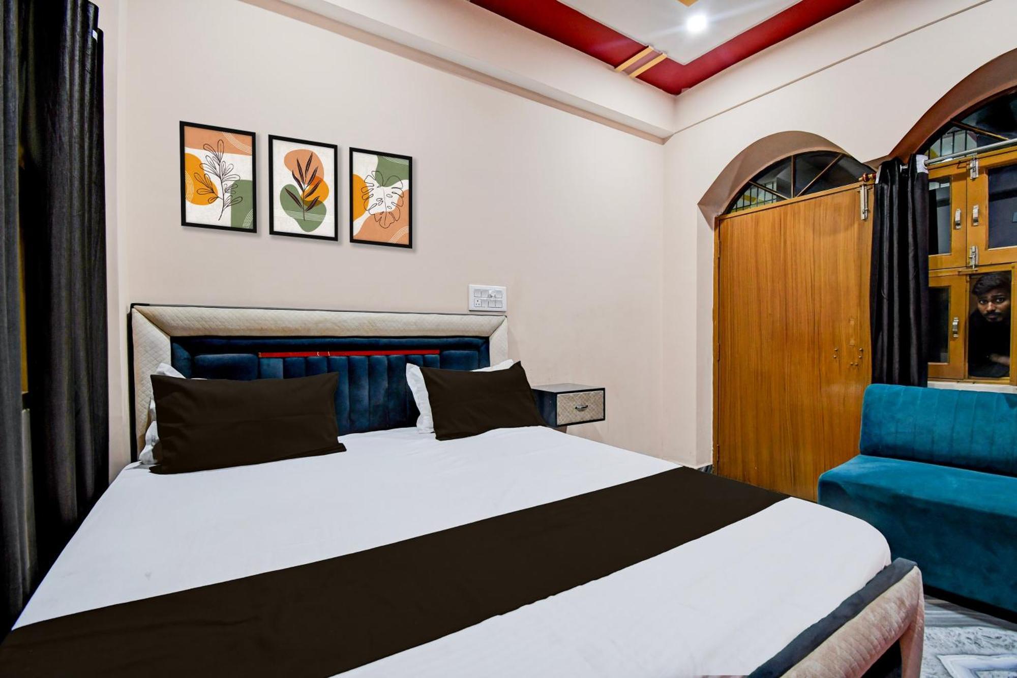 Hotel O The Lavish Landmark Danapur Buitenkant foto